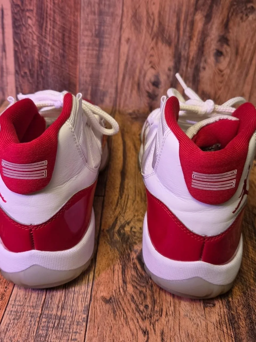 Jordan Air Jordan 11 White/Red  Colorblock High Top Lace-Up Sneaker Size 8